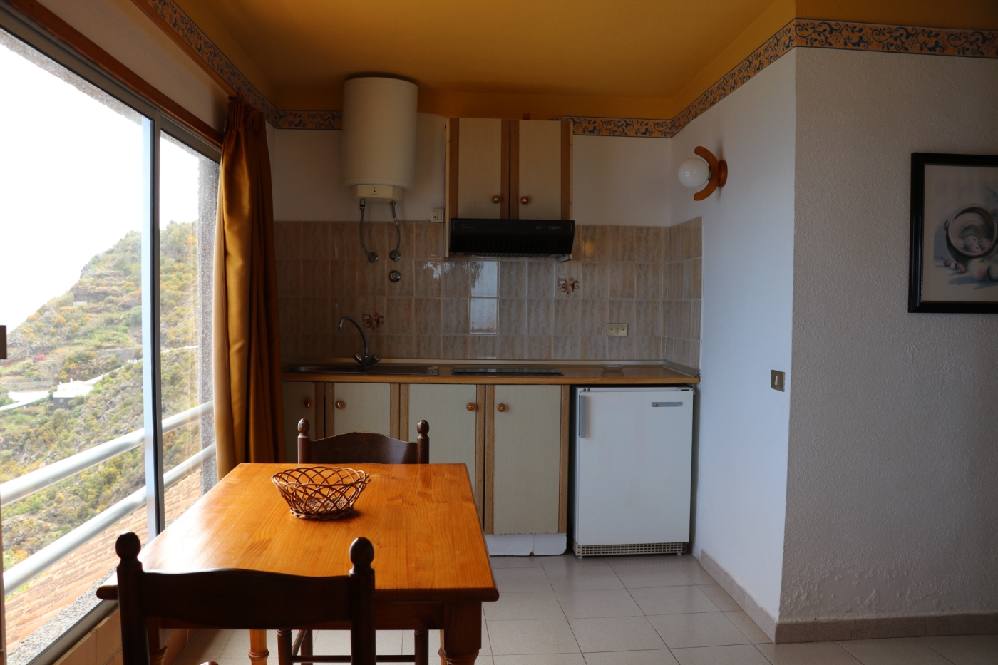 Casa Mara Tenerife - Apartamento con dos camas con vista al mar en El Tanque