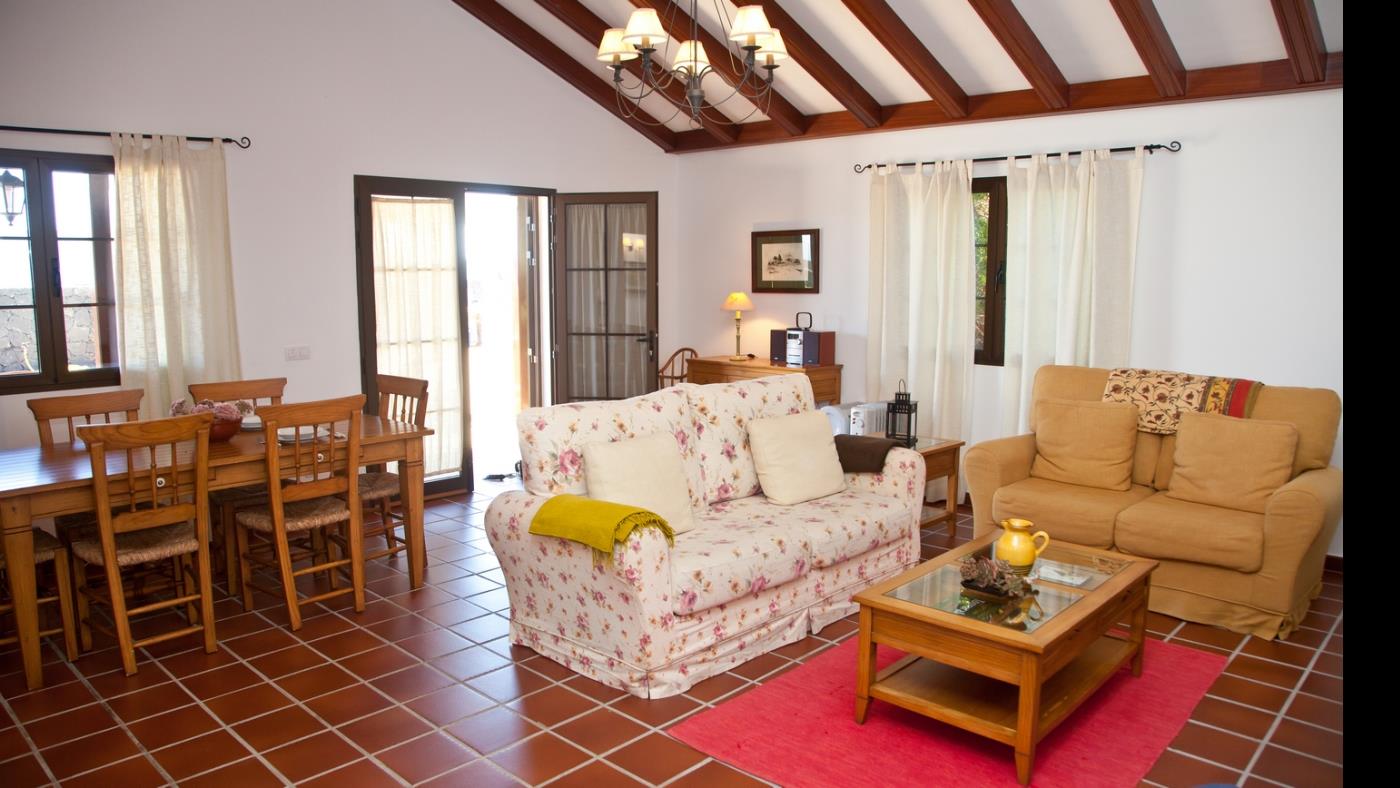 Villa Campesina con Piscina Privada en San Bartolomé
