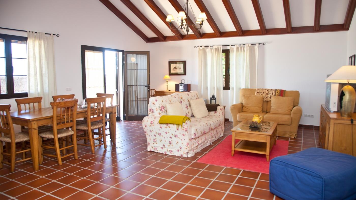 Villa Campesina con Piscina Privada en San Bartolomé