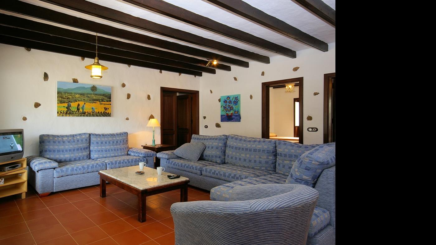 Villas Finca la Crucita 3 Bedrooms in Haría