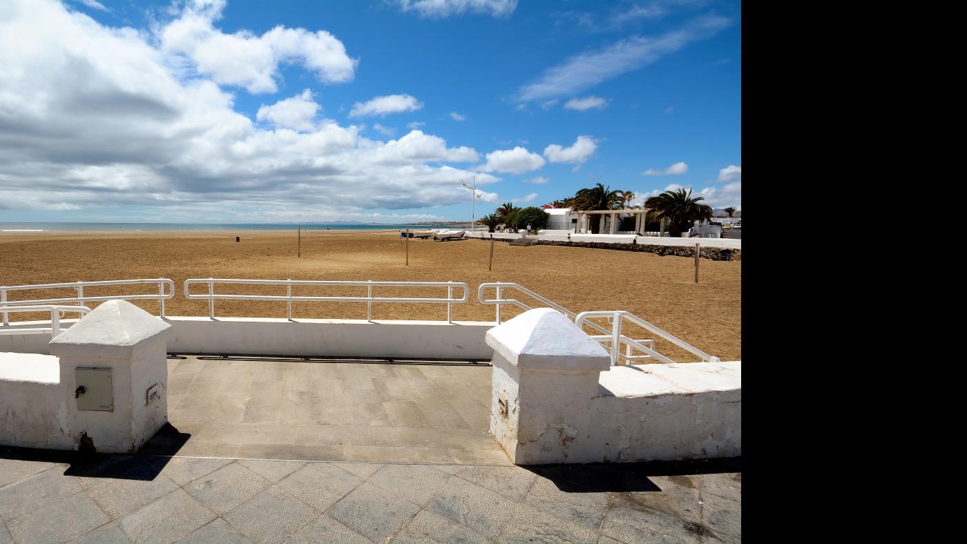 Jarenal Playa Honda playa de guacimeta Lanzarote By PVL en Playa Honda