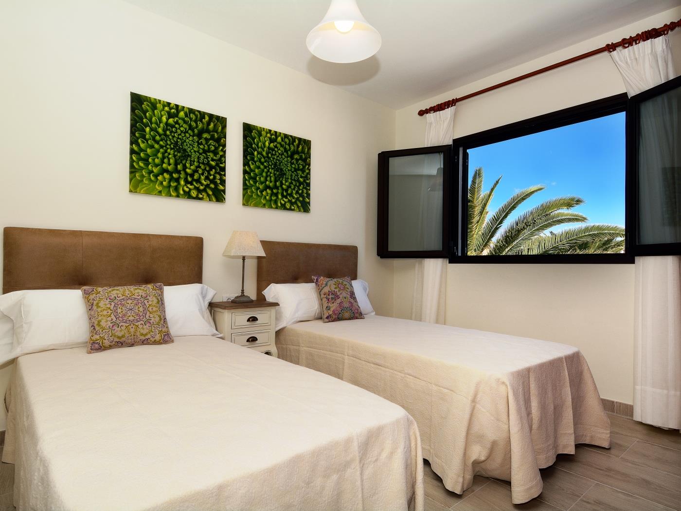 Lanza Lava Puerto del carmen By PVL in Puerto del Carmen