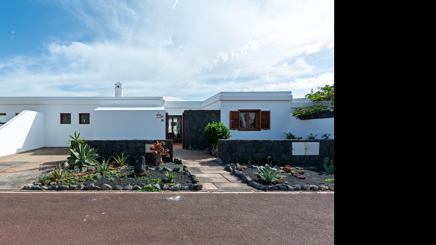 Ferienhaus Vela mit Privatem Pool Playa Blanca in Playa Blanca
