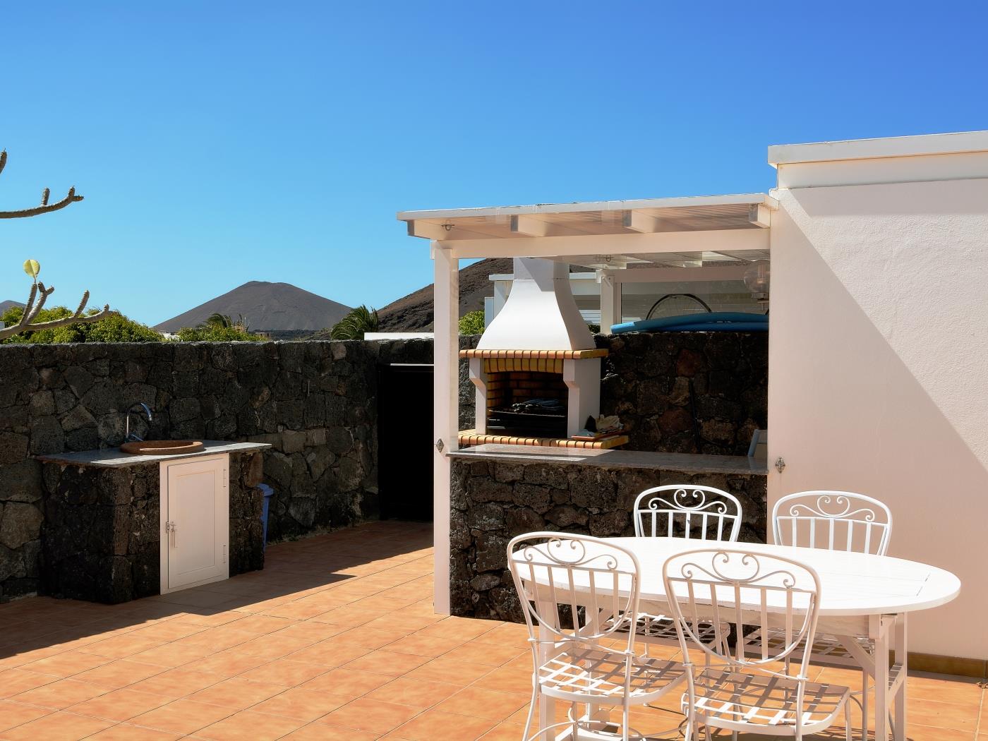 Villa Timanfaya Private Pool By PVL à Yaiza